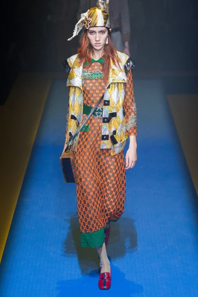 Look 102